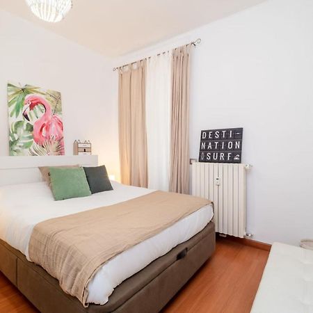 Navigli Apartment- Hosted By Sweetstay Мілан Екстер'єр фото